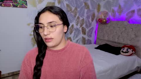 Cattleya online show from November 9, 2025, 7:01 pm