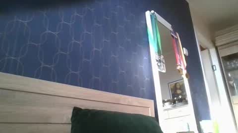 Snapshot of cawboy1992 chatting on October 7, 2025, 7:05 am Im yours online show from October 7, 2025, 7:05 am