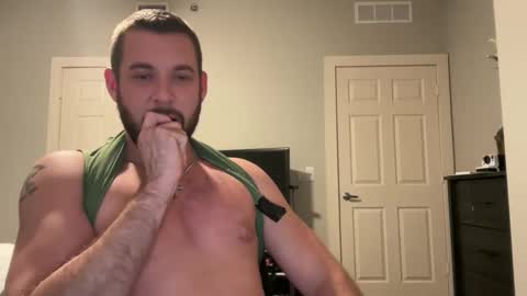 cboyy20 online show from January 14, 2026, 4:40 am