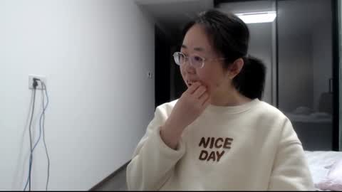 ANNYANNY online show from March 4, 2025, 2:53 pm