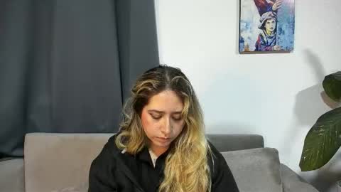 ccuteass online show from February 14, 2025, 12:09 am