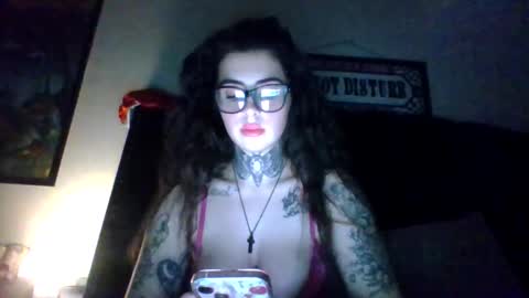 ceceluv27 online show from December 19, 2025, 3:02 am