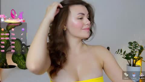 cecillaj online show from September 11, 2025, 8:09 pm