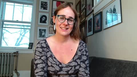 Snapshot of cecilysaintclaire chatting on December 5, 2024, 3:50 pm Cecily Saint Claire online show from December 5, 2024, 3:50 pm