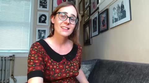 Snapshot of cecilysaintclaire chatting on February 11, 2025, 11:44 pm Cecily Saint Claire online show from February 11, 2025, 11:44 pm