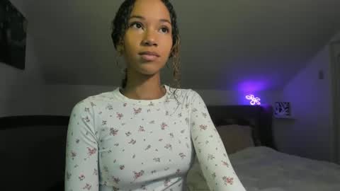 CEDAYA555 online show from December 4, 2024, 9:07 am