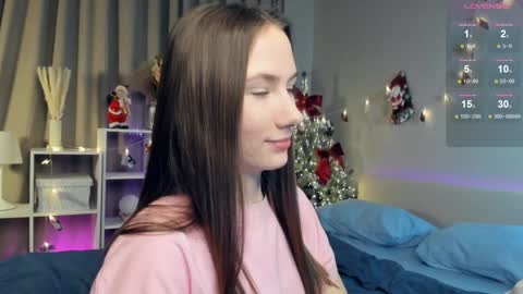 Josie Manesi online show from January 17, 2025, 11:40 pm