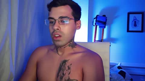 Snapshot of celesluddenn chatting on October 18, 2025, 11:27 pm Celes online show from October 18, 2025, 11:27 pm