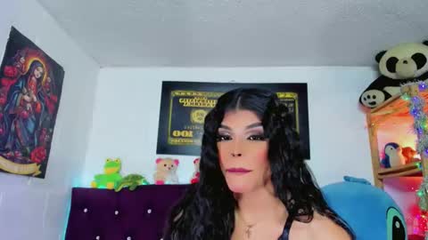 celeste_hot25horny online show from November 20, 2025, 1:00 pm