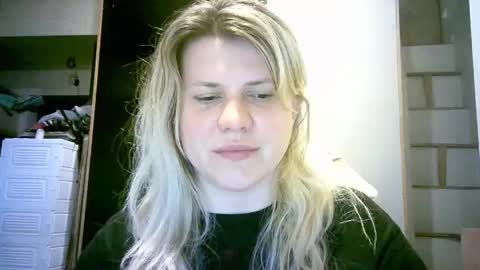 celeste_naughty_ online show from May 28, 2026, 10:34 am