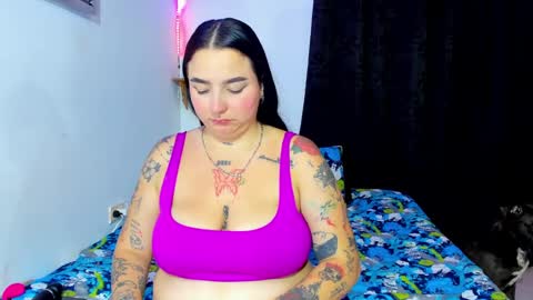 Celeste Y Pipe online show from February 9, 2025, 6:33 am