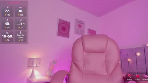 Snapshot of celestecute_ chatting on December 20, 2024, 5:14 am Celeste INSTAGRAM Celestecute 01 online show from December 20, 2024, 5:14 am