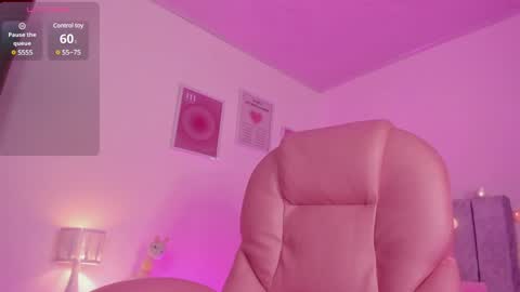 Snapshot of celestecute_ chatting on December 22, 2024, 5:01 am Celeste INSTAGRAM Celestecute 01 online show from December 22, 2024, 5:01 am