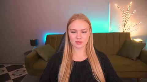 celestenoirr online show from September 18, 2025, 6:37 am