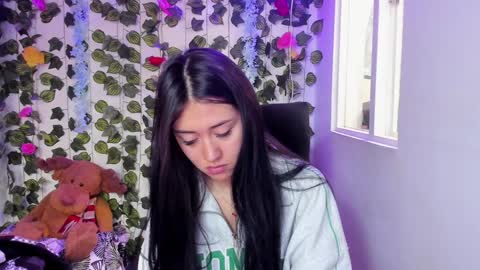 Snapshot of celestinepurple chatting on January 6, 2025, 5:16 pm Celestineeeeee online show from January 6, 2025, 5:16 pm