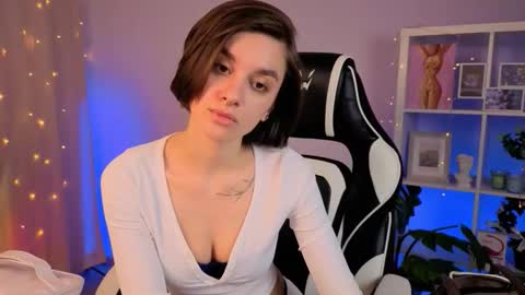  Celine  online show from February 23, 2026, 9:50 am