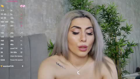 CelineMeyer online show from January 21, 2025, 9:57 am