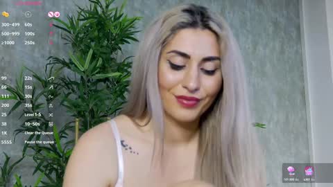 CelineMeyer online show from February 20, 2025, 1:08 pm