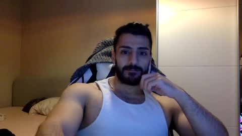 cemilyoztt online show from June 12, 2026, 1:04 am