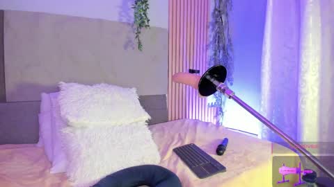 Hello guys my name is Sofi and Lizzie and  Vanessa online show from June 2, 2026, 11:07 pm