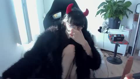 CeriseLapine online show from September 27, 2025, 7:24 am