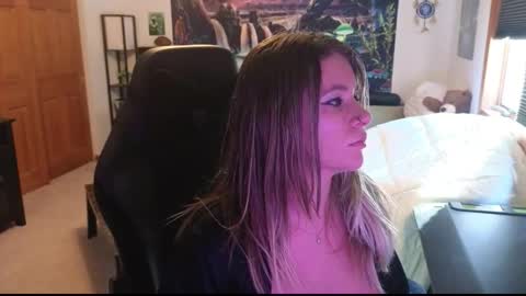 Snapshot of cessprinn chatting on February 4, 2026, 7:31 pm Marie online show from February 4, 2026, 7:31 pm