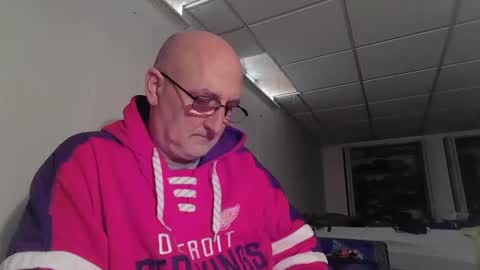 cfnm0968 online show from December 1, 2025, 7:41 pm