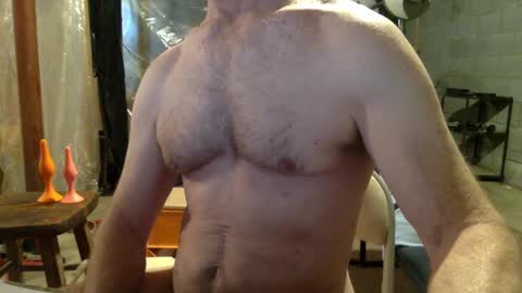 cfnmworkout1 online show from September 8, 2025, 3:22 pm