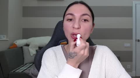 Kate online show from February 6, 2025, 9:53 am