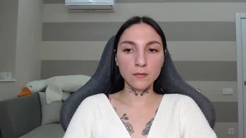 Kate online show from February 27, 2025, 3:37 pm