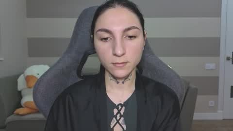 Kate online show from September 12, 2025, 6:02 am