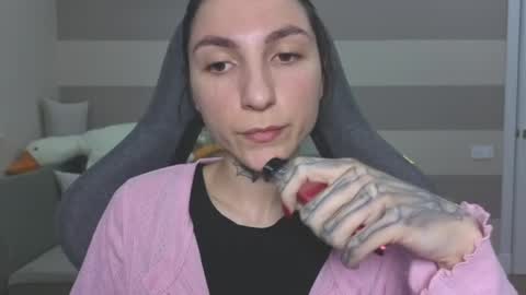 Kate online show from May 15, 2026, 6:31 am
