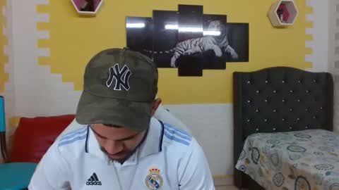 chacorta_ online show from March 17, 2026, 1:36 pm