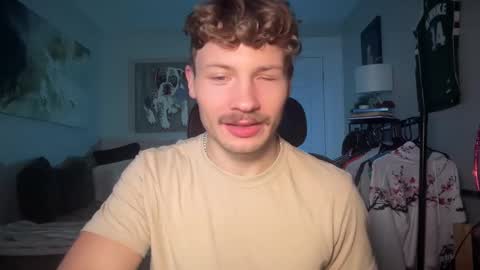 ChadTitan online show from October 26, 2025, 3:40 pm