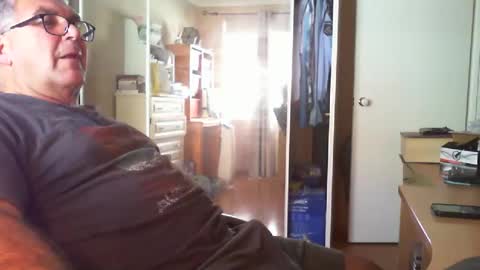 Chalky online show from March 6, 2026, 6:32 am