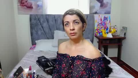 chanel online show from September 20, 2025, 1:01 pm