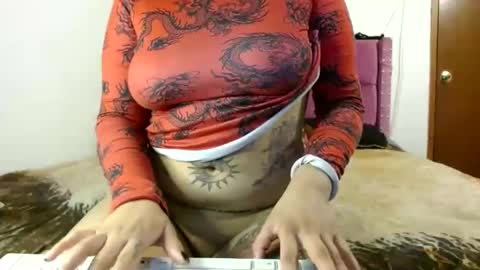 Snapshot of chanell_parisi chatting on December 11, 2024, 4:49 am chanell online show from December 11, 2024, 4:49 am