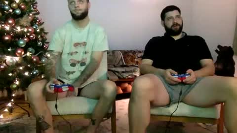 Snapshot of change340 chatting on December 28, 2024, 1:29 am TATS AND TANNED online show from December 28, 2024, 1:29 am