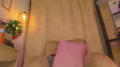 Chantall online show from December 30, 2024, 4:42 am