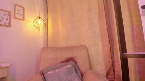 Chantall online show from January 22, 2025, 3:41 am