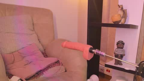 Chantall online show from February 24, 2025, 7:44 am