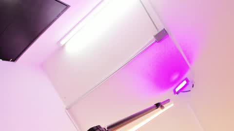 Chantall online show from February 24, 2025, 10:48 am