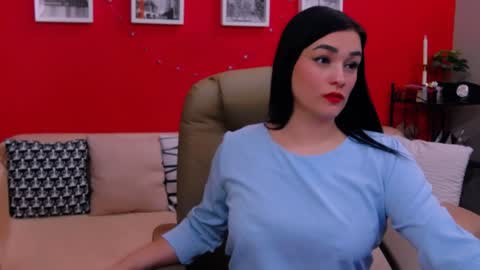 Snapshot of chantallovely chatting on January 12, 2025, 1:21 am The Queen online show from January 12, 2025, 1:21 am