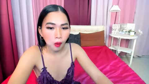 Snapshot of chantalriches chatting on October 24, 2025, 6:04 pm chantalriches online show from October 24, 2025, 6:04 pm