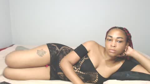 chantel87_ online show from February 17, 2025, 4:31 am