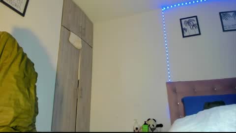 chantellebony online show from April 25, 2026, 2:47 am