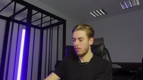 CHARLES SINS online show from February 7, 2025, 2:26 pm