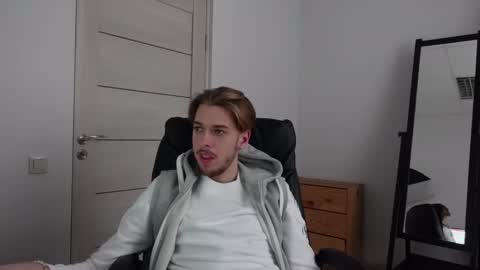 CHARLES SINS online show from March 2, 2025, 2:00 pm