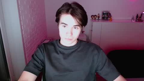 charleshanson69 online show from November 4, 2025, 7:13 pm