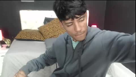 Charlie oconnor online show from December 3, 2024, 2:36 am